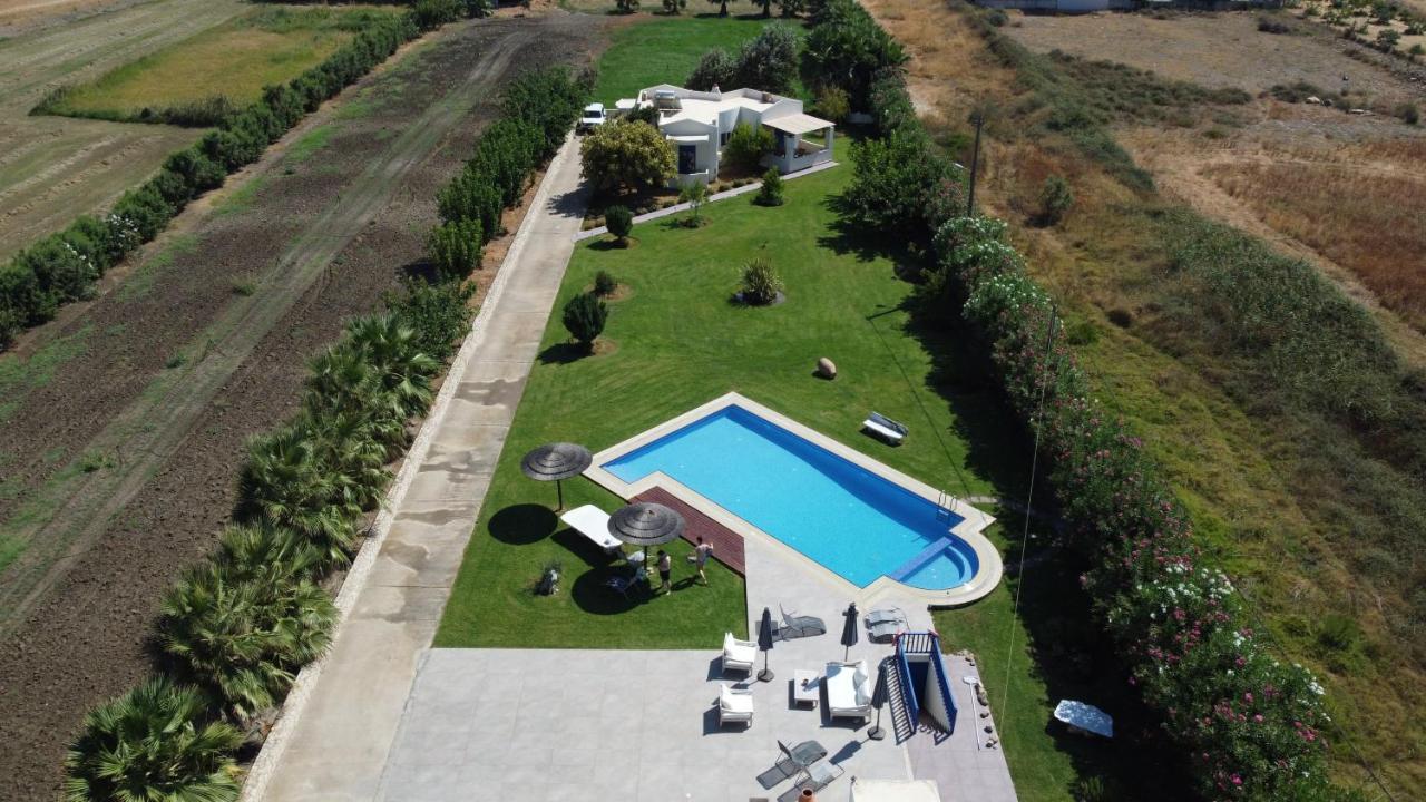 Oasea Villa Tavronitis  Bagian luar foto